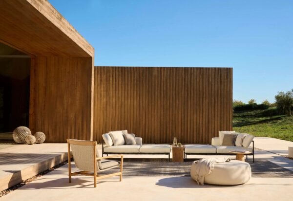 Gartensessel aus Teakholz mit Kufengestell mit Armlehnen | TRIBÙ | Amanu - Image 9