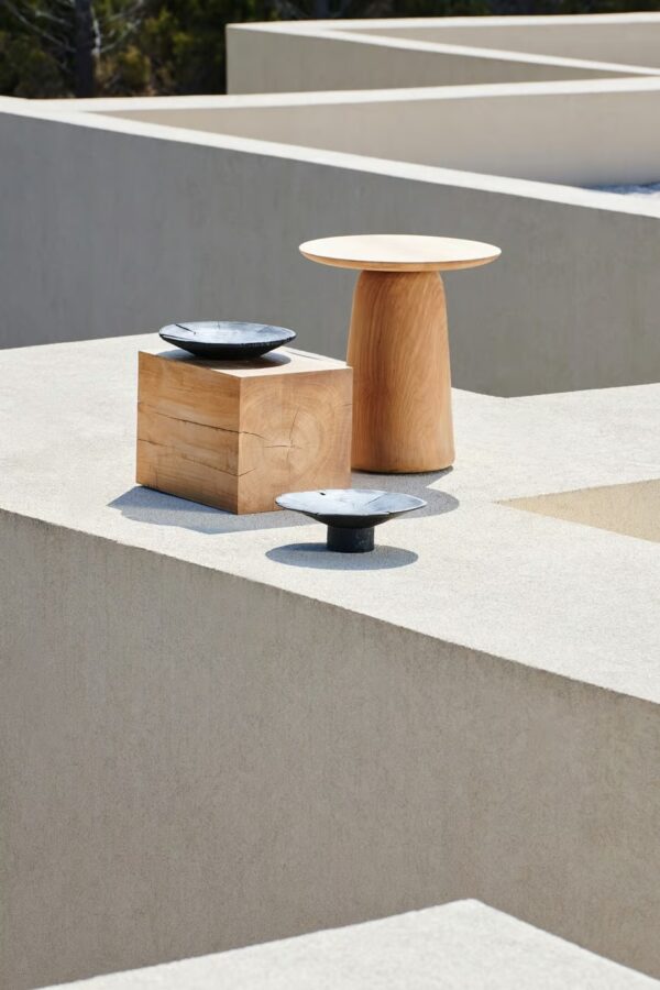 Niedriger runder Garten-Beistelltisch aus Teakholz | TRIBÙ | Dunes - Image 8