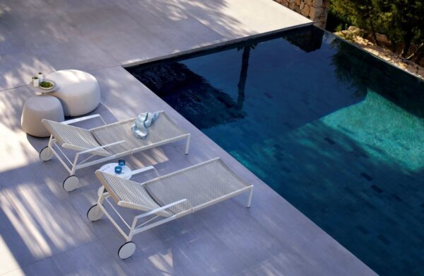 Gartenliege aus Canax® mit Armlehnen | TRIBÙ | Nodi - Image 9