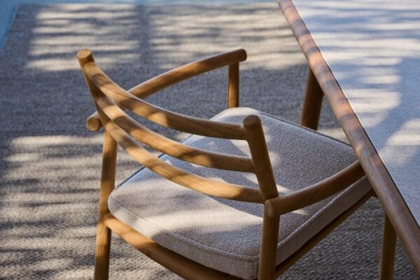 Gartenstuhl aus Teakholz mit Armlehnen | TRIBÙ | Ukiyo - Image 7