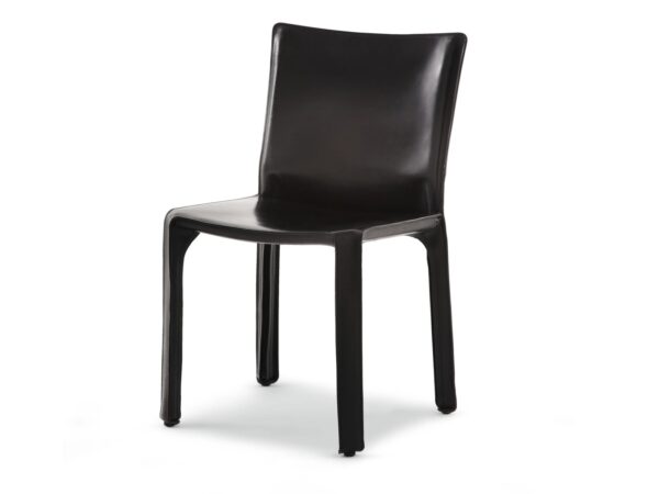 Stuhl aus gegerbtem Leder | Cassina | Cab