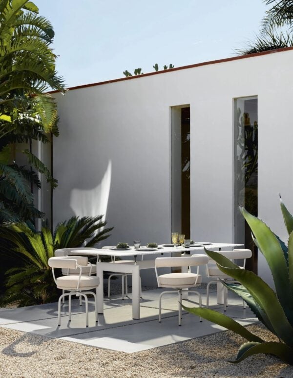Drehbarer Gartenstuhl mit Armlehnen | Cassina | LC - Image 4