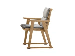 Gartenstuhl aus Teakholz mit Armlehnen | B&B Italia Outdoor | Gio