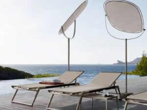 Verstellbarer Sonnenschirm aus Aluminium und PVC | B&B Italia Outdoor