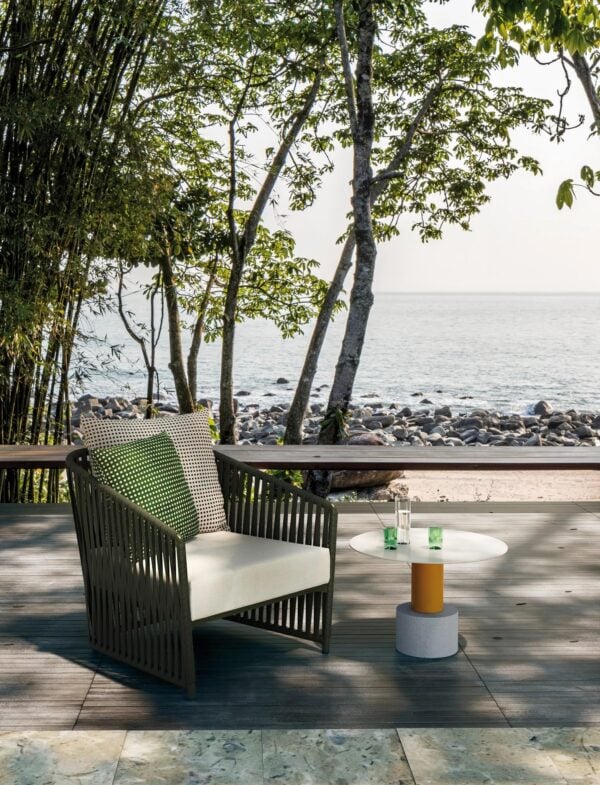 Gepolsterter Gartensessel aus Stoff mit Armlehnen | Kettal | Bitta Lounge - Image 3