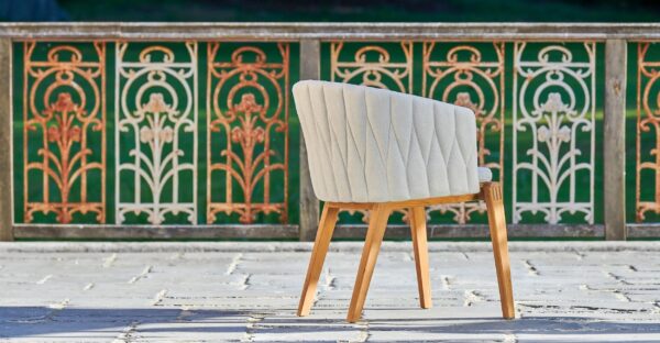 Lounge Gartensessel aus Stoff und Teakholz mit Armlehnen | Royal Botania | Calypso - Image 4