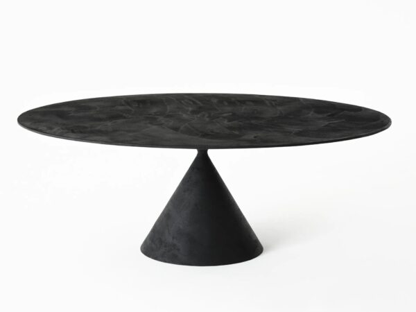 Ovaler Tisch | Desalto | Clay