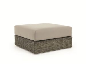 Quadratischer Sitzpouf für den Aussenbereich aus Ethimo EtWick® | Ethimo | Cube