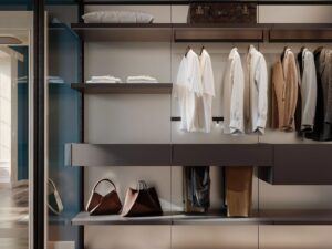 Begehbarer Anbaukleiderschrank nach Mass | Cassina