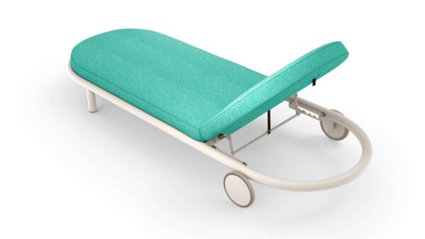 Gartenliege aus Stoff mit Rollen | Cassina | Trampoline - Image 3