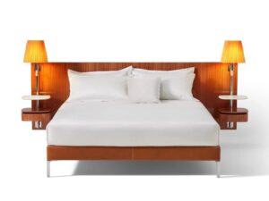 Bett aus Holz mit integrierten Nachttischen | Cassina | Volage EX-S Night