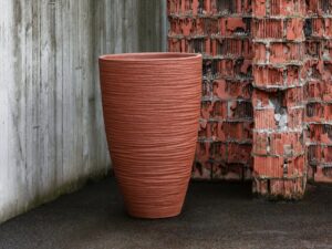 Hoch- Handgearbeiteter Gartenvase aus Terrakotta | DOMANI