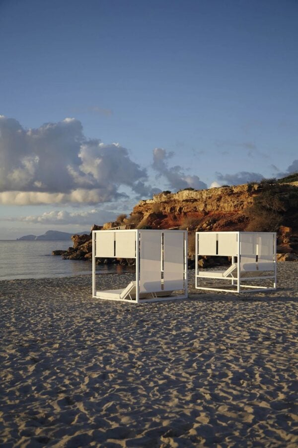 Loungebett mit Baldachin | GANDIABLASCO | Daybed - Image 4