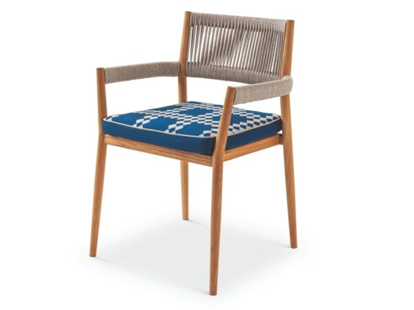 Gartenstuhl aus Teakholz mit Armlehnen | Cassina | Dine Out - Image 4