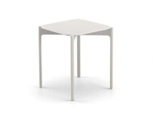 Quadratischer Garten-Beistelltisch aus pulverbeschichtetem Aluminium | DEDON | IZON
