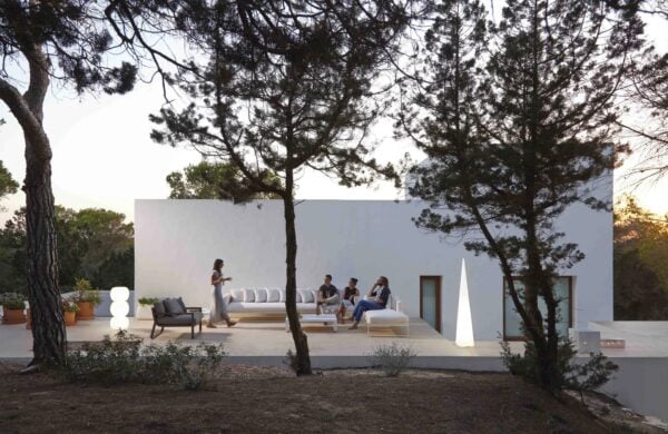 Sofa | GANDIABLASCO | Flat - Image 4