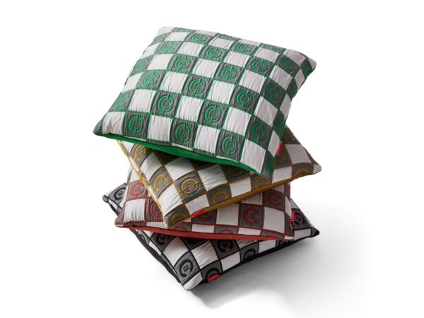 Quadratisches geometrisches Kissen aus Stoff | Cassina | Frame
