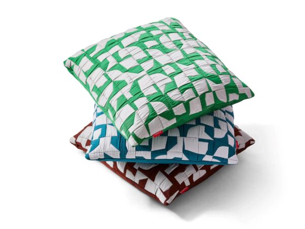 Quadratisches geometrisches Kissen aus Stoff | Cassina | Frame
