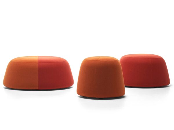Gepolsterter runder Sitzpuff aus Stoff | MDF Italia