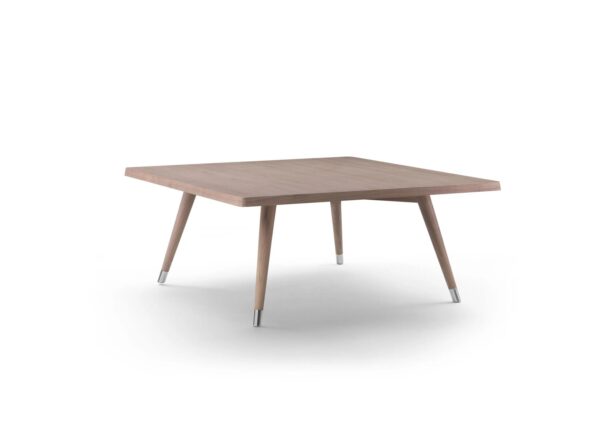 Quadratischer Tisch aus Holz | Flexform | Adler