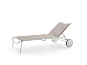 Gartenliege aus Batyline® mit Rollen | Flexform | Calipso