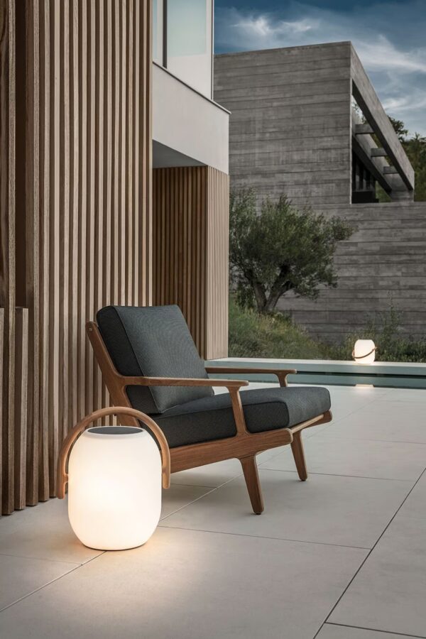 Gartensessel aus Stoff mit Armlehnen | Gloster | Bay - Image 3