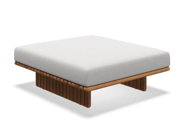 Quadratischer Sitzpouf für den Aussenbereich aus Stoff | Gloster | Deck