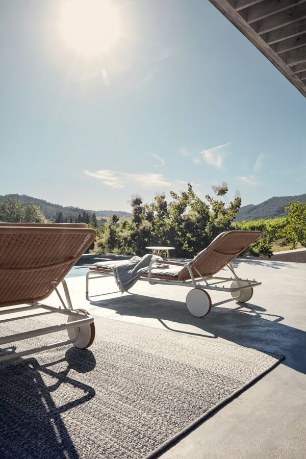 Runder Garten-Beistelltisch aus Aluminium | Gloster | Fresco - Image 5