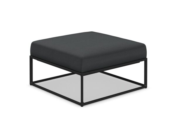 Quadratischer Sitzpouf für den Aussenbereich aus Stoff | Gloster | Maya
