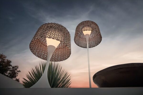 LED Aussentischleuchte aus Korbgeflecht | Gloster - Image 5