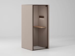 Telefonzelle aus recyceltem PET | Kettal | Pi