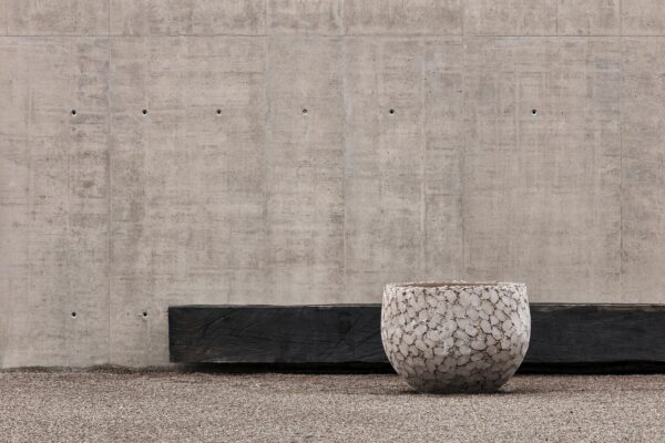 Handgearbeiteter Vase aus Terrakotta | DOMANI - Image 3