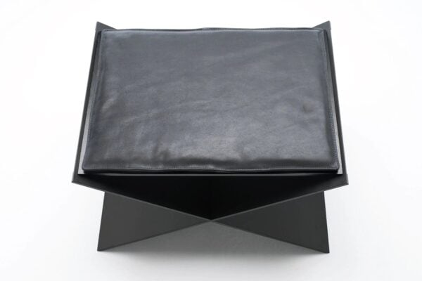Niedriger Hocker aus Leder | Living Divani - Image 2