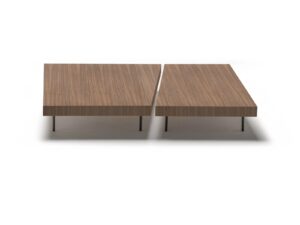 Niedriger Couchtisch aus Holz | Living Divani | Echoo