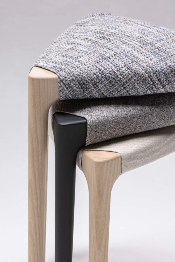 Stapelbarer Hocker aus Esche | Living Divani | Ticino - Image 6