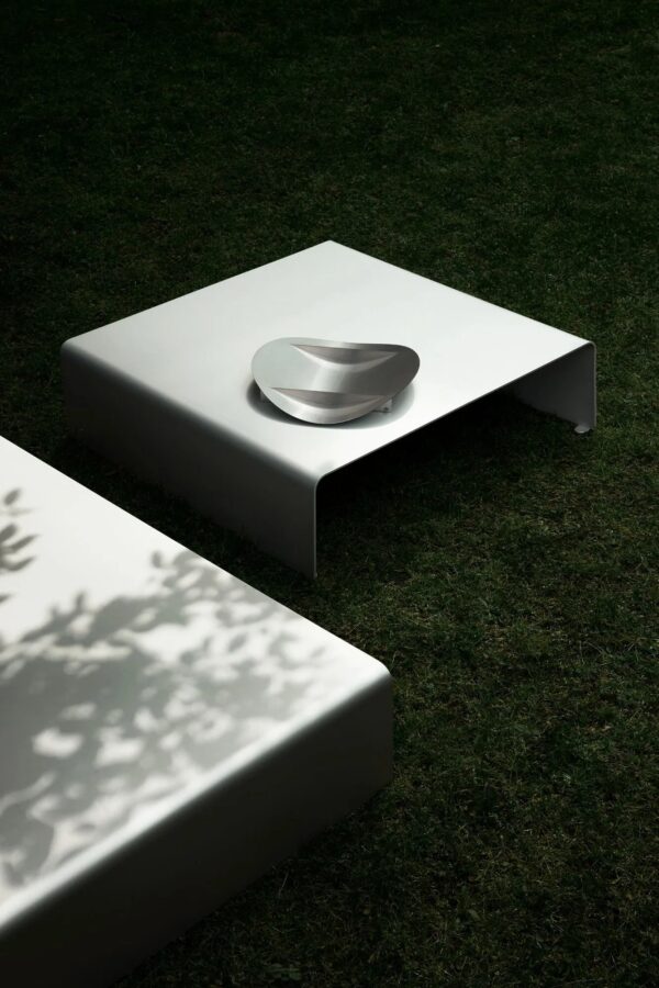 Niedriger Couchtisch aus Aluminium | MDF Italia - Image 5