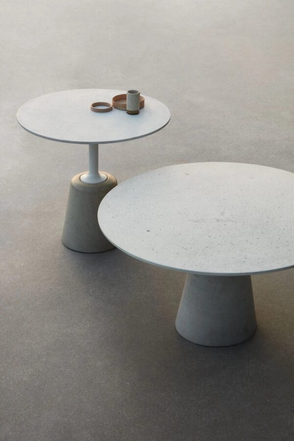 Kaffeetisch aus Zement | MDF Italia | Rock Table - Image 3
