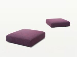 Gepolsterter Sitzpuff aus Stoff | Paola Lenti
