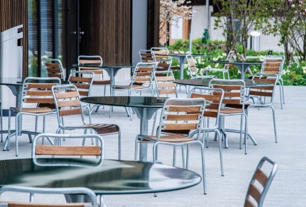 Tubular steel chairs, benches and tables | Manufakt - Image 6