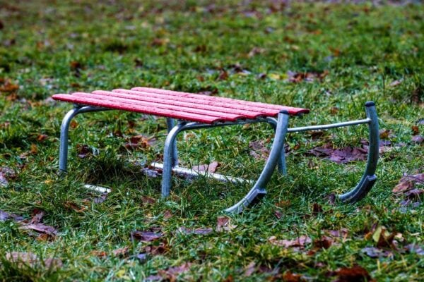 Tubular steel chairs, benches and tables | Manufakt - Image 8