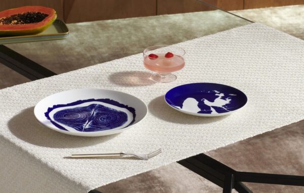 Tellerset aus Porzellan | Cassina | Le Monde de Charlotte Perriand - Image 11
