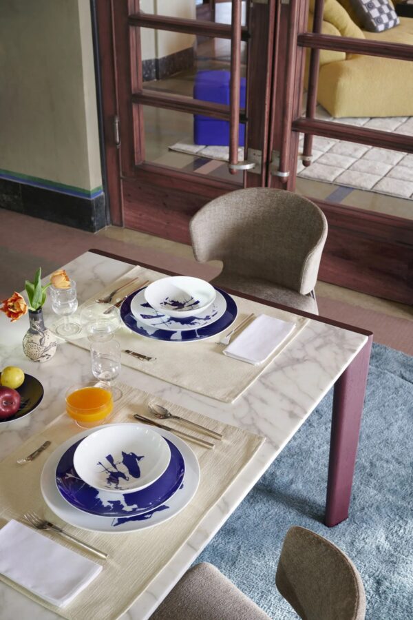 Tellerset aus Porzellan | Cassina | Le Monde de Charlotte Perriand - Image 13