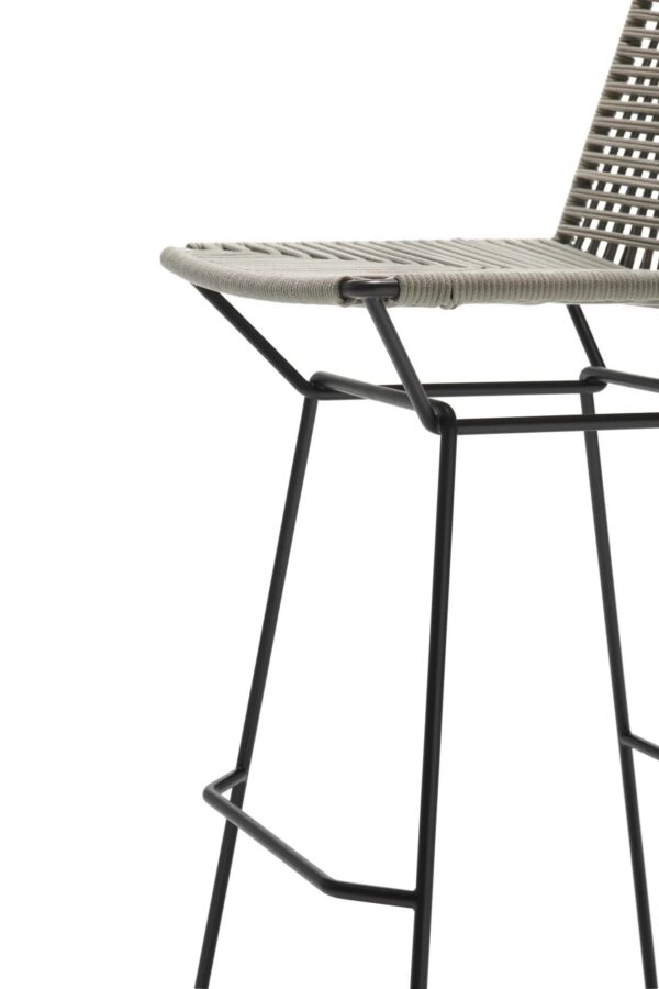 Mit Kufengestell Hocker aus Seil mit Fussstütze | MDF Italia | Neil - Image 6