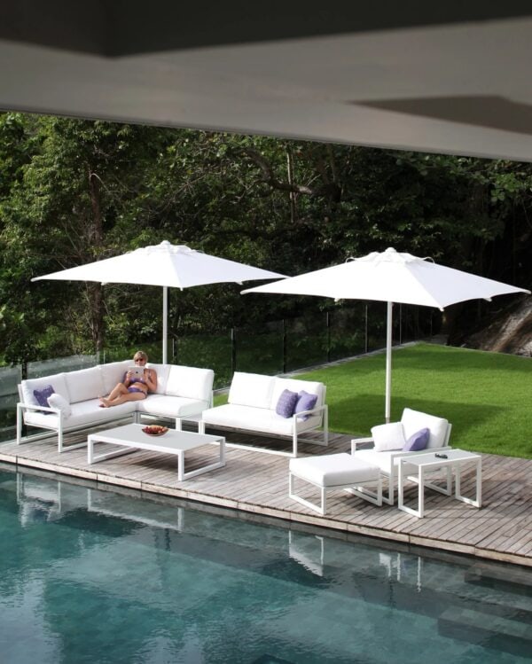 3-Sitzer Gartensofa aus Batyline® mit Kufengestell | Royal Botania | Ninix Lounge - Image 9