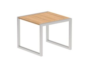 Quadratischer Gartentisch aus Teakholz | Royal Botania | Ninix