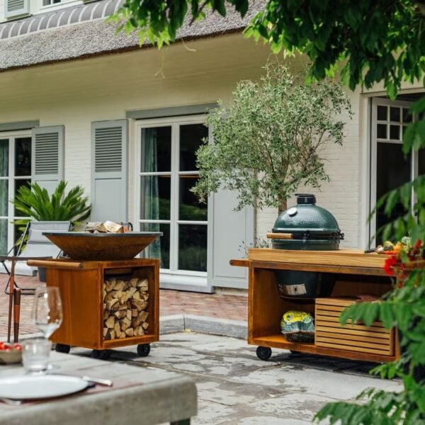 Gartengrill aus Corten™ mit Rollen | OFYR | OFYR Kamado Table PRO - Image 4