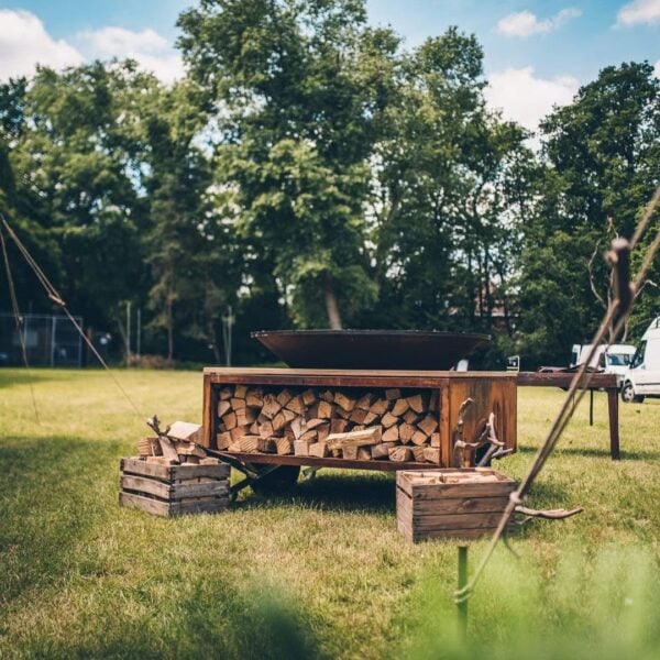 Holz- Gartengrill aus Corten™ mit Rollen | OFYR | OFYR Trailer - Image 8