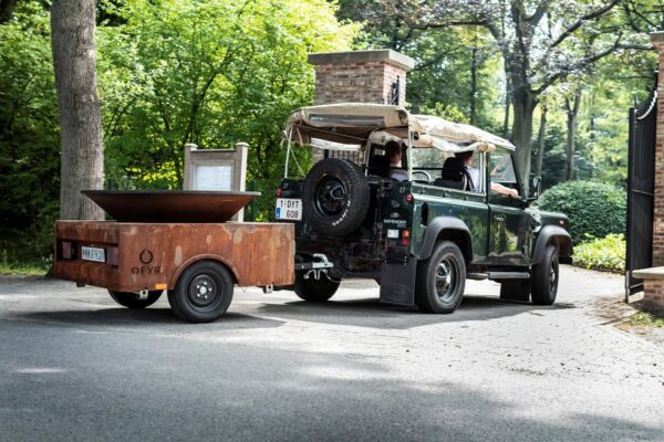 Holz- Gartengrill aus Corten™ mit Rollen | OFYR | OFYR Trailer - Image 3