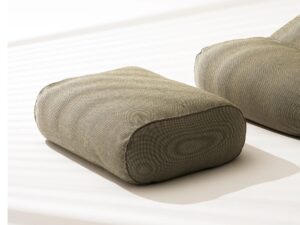 Rechteckiger Sitzpouf für den Außenbereich aus Stoff | RODA | Onda