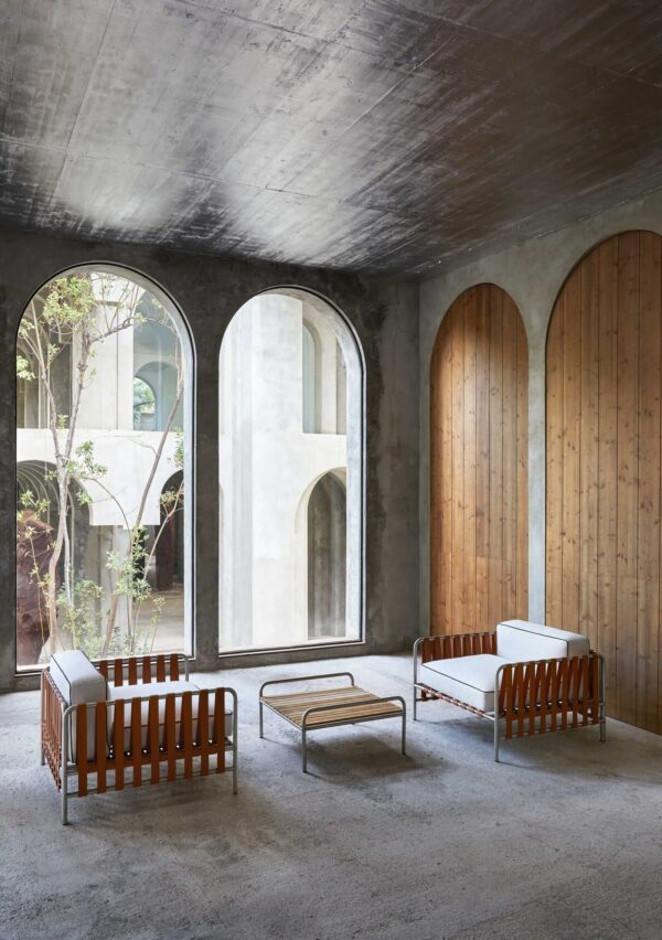 Hoch- quadratischer Couchtisch | GANDIABLASCO | Onsen - Image 7